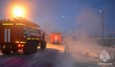 Двухэтажный частный дом сгорел в Якутске / ЯСИА Якутск Якутск Республика Саха (Якутия)