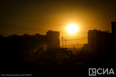 На Солнце в ночь на 5 ноября произошли вспышки класса Х и М / ЯСИА   