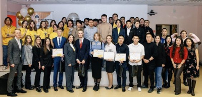 День «Таас-Юрях Нефтегазодобычи» прошел в Мирнинском политехническом институте / ЯСИА   