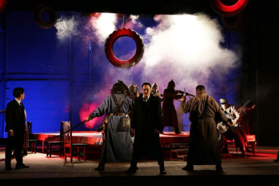 Саха театр представит спектакли в честь юбилея народного писателя Якутии Дмитрия Наумова / Мария Архипова   