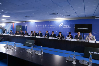 Леонид Спиридонов предложил провести спартакиаду по национальным видам спорта народов России / ЯСИА   