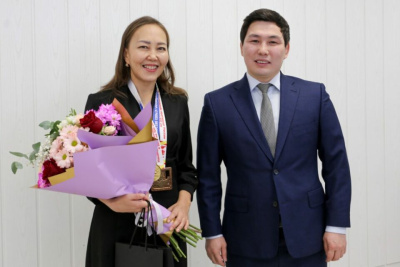 Якутянка Полина Слободчикова стала мастером спорта международного класса / Дьулустаан Сергеев   