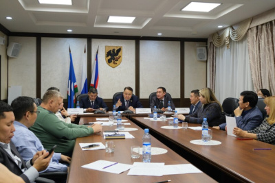 Депутаты Якутской гордумы поддержали проект закона республики о местном самоуправлении / ЯСИА   