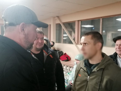 Через год  - офицерское звание /    