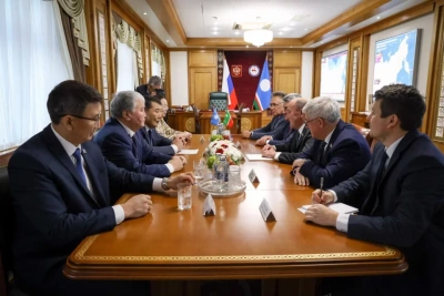 Сергей Местников встретился с делегацией Татарстана / ЯСИА   