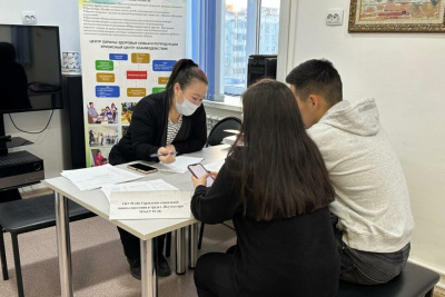 Соцработники начали прием в женских консультациях Якутии / ЯСИА   