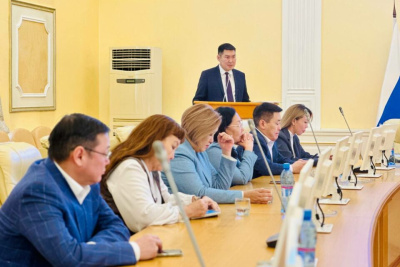 Стратегии социально-экономического развития региона обсудили на коллегии Минэкономики Якутии / ЯСИА   