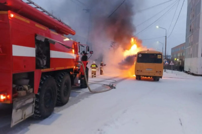 В Покровске загорелся школьный автобус / ЯСИА   