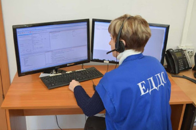 На экстренный вызов имеет право каждый гражданин /    