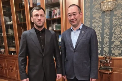 Глава Якутии встретился с главным тренером сборной РФ по вольной борьбе / ЯСИА   