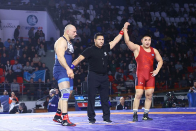 Якутский борец Никита Софронов сенсационно одолел фаворита из Кемерово на турнире Коркина / Дьулустаан Сергеев   