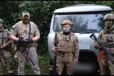 Автомобиль доставили для военнослужащих в зону СВО из Якутии / ЯСИА   