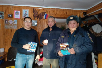 В селах Тулагино и Маган в домах многодетных семей и одиноко проживающих установили АДПИ / ЯСИА   