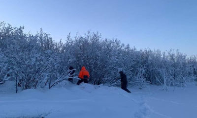 Спасатели присоединились к поискам пропавшего на реке Колыме рыбака / ЯСИА   