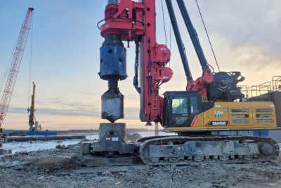 Завершено устройство свайного основания первой правобережной опоры Ленского моста / ЯСИА   