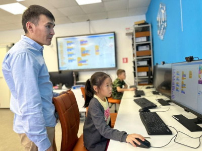 IT-каникулы в Мирном – и детям, и взрослым /    