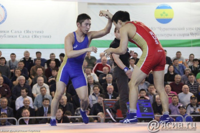 Борцы Эдуард Григорьев и Прокопий Петров назначены тренерами сборной Якутии / Дьулустаан Сергеев   