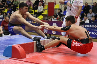 Кубок Федерации по мас-рестлингу примет Якутск / Дьулустаан Сергеев   