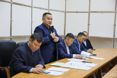 Северо-Восточный фонд помощи и поддержки Донбасса отчитался о проведенной работе / Дьулустаан Сергеев   