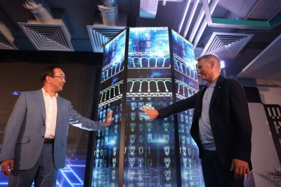 Глава Якутии Айсен Николаев и руководитель Сбербанка Герман Греф открыли кампус «Школы 21» в Якутске / ЯСИА Якутск Якутск Республика Саха (Якутия)