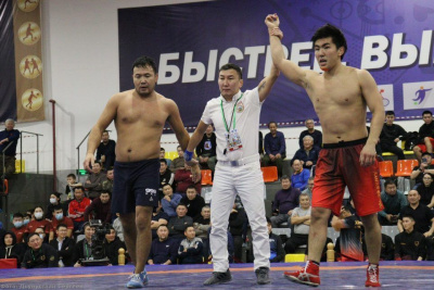 «С третьей попытки должен победить». Борец Тимур Николаев о своём участии на турнире Sakha arena / Дьулустаан Сергеев   