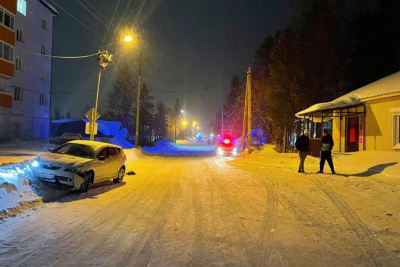 В Алдане автомобиль сбил подростка / ЯСИА   