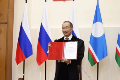 Айсен Николаев объявил о проведении третьего десятилетия Олонхо в Якутии / Нарыйа Пахомова   Республика Саха (Якутия)