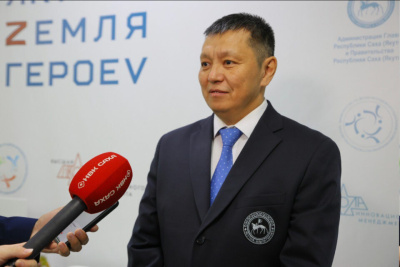 Окружная администрация Якутска стала полигоном для стажеров кадрового проекта «Якутия – Земля героев» / ЯСИА   