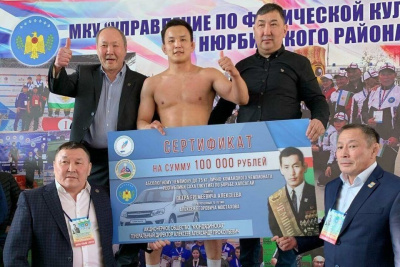 «Мы все из одного села». Хапсагаист Егор Захаров — об участии своей команды в турнире Sakha arena / Дьулустаан Сергеев   