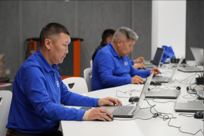 Курсанты кадровой программы «Якутия – Земля героев» активно готовят проекты к защите / ЯСИА   