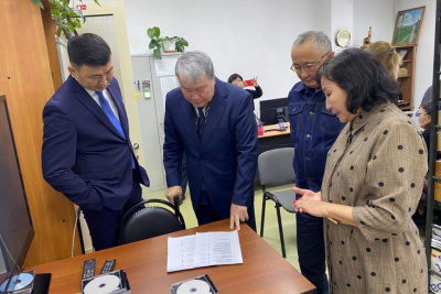 Аудиовизуальный центр наследия народов Якутии посетили кураторы / ЯСИА   Республика Саха (Якутия)