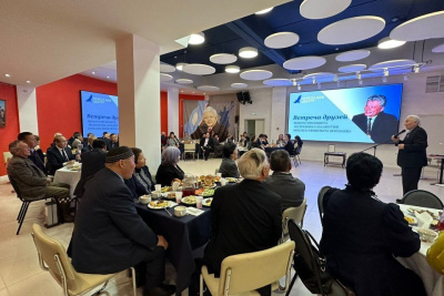 В Николаев-центре провели собрание общественности «Встреча друзей» в честь первого президента Якутии / ЯСИА   