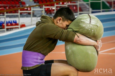 Более двадцати атлетов соберёт первенство Якутии по национальному многоборью / Дьулустаан Сергеев   