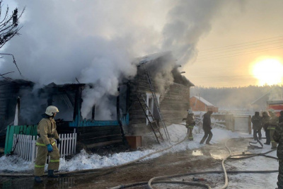 Частный дом горел в Усть-Алданском районе / ЯСИА   