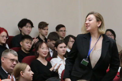 Умений и навыков лишних не бывает /    