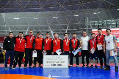 Сборная Якутии по вольной борьбе заняла третье место на Кубке России / Дьулустаан Сергеев   