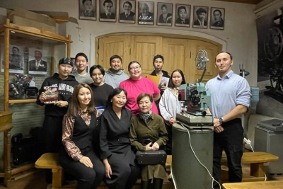В Якутии отметили 90-летие первого профессионального кинооператора республики / ЯСИА   Республика Саха (Якутия)