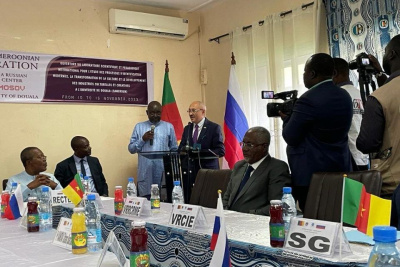 Вузы Камеруна укрепляют связи с АГИКИ / ЯСИА   