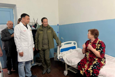 Офтальмологи из Якутии провели в Кировской городской больнице еще 407 операций / ЯСИА   