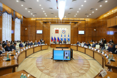 В Якутии стартовал V съезд юристов республики / Николай Борисов   