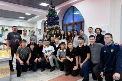 Волейболисты Якутии провели первые матчи на первенстве ДФО / ЯСИА   