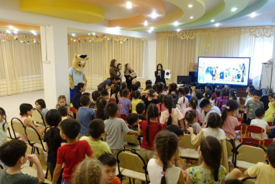 Воспитанникам детского сада «Остров сокровищ» показали новинки якутской мультипликации / ЯСИА   