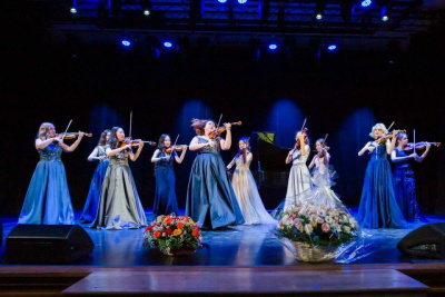 «Виртуозы Якутии» дали концерт в Центральном Доме Российской Армии / ЯСИА   