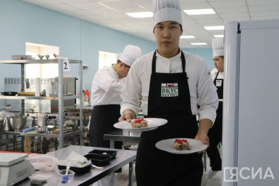 Конкурс среди студентов-поваров прошел на фестивале «Вкус Якутии» / Нарыйа Пахомова Якутск Якутск Республика Саха (Якутия)