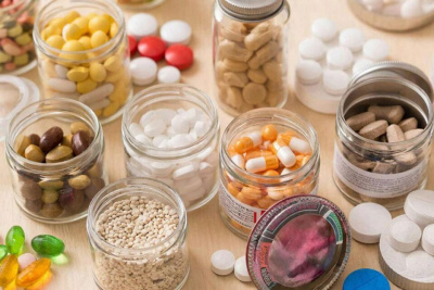 Врачи будут официально прописывать БАДы пациентам / ЯСИА   