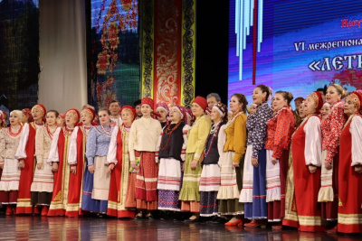 В Якутске прошел гала-концерт фестиваля ямщицкой культуры / Дьулустаан Сергеев Якутск Якутск Республика Саха (Якутия)