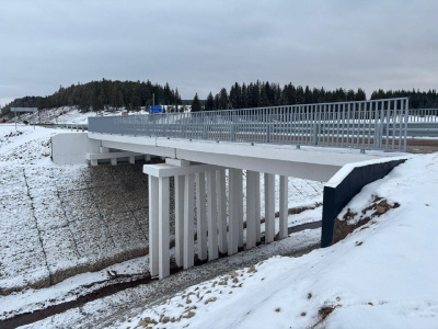 В Якутии обновили 96 километров региональных автодорог / ЯСИА   