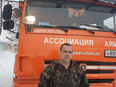 Уборка снега - труд нелёгкий!