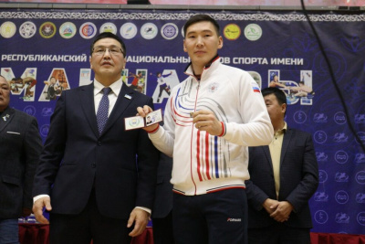 Якутские мас-рестлеры получили звания мастеров спорта / Дьулустаан Сергеев   