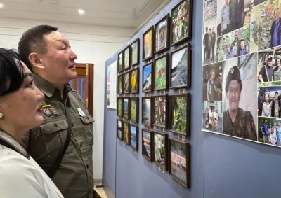 В Музее музыки и фольклора народов Якутии открылась фотовыставка бойца СВО с позывным «Лирик» / ЯСИА   Республика Саха (Якутия)